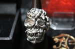 画像1: 銀勲刻牌髑髏輪　Jack of Clubs Skull Ring （受注生産品・Built-to-order products） (1)